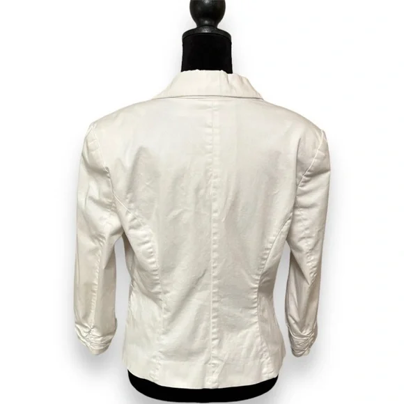 Express White 2 Button 3/4 Ruched Sleeves with Notched Lapels and Tailored Fit - Picture 4 of 15